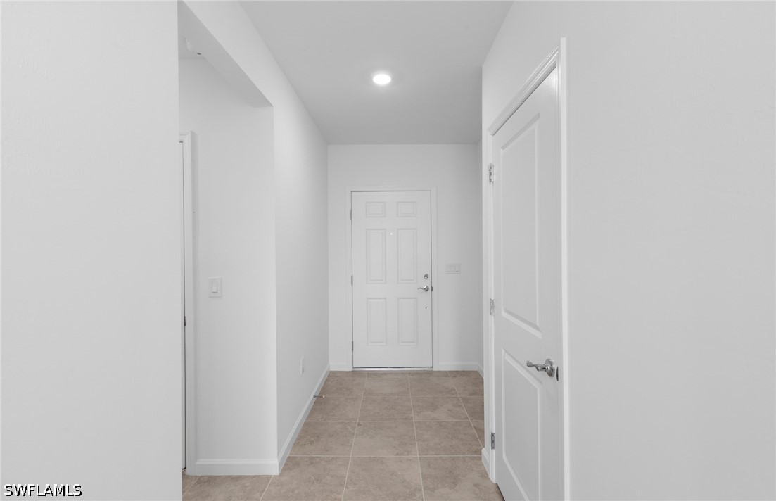 1224 Caloosa Cove Dr Property Photo 4