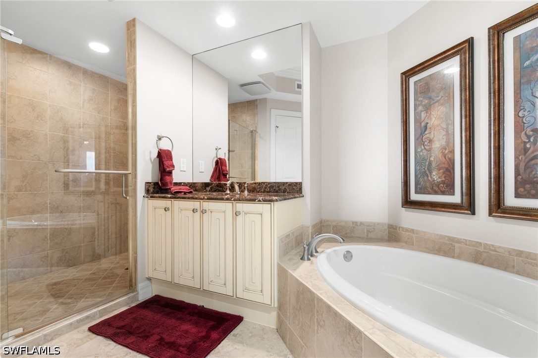 4761 West Bay Blvd 602 Property Photo 14
