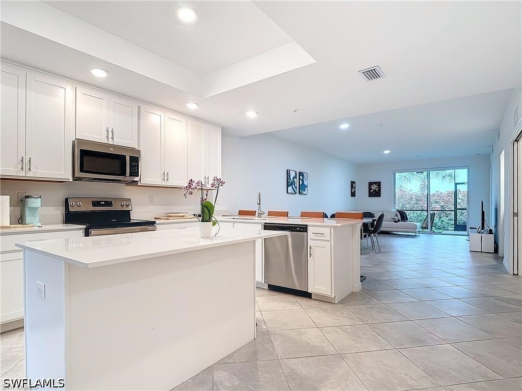 5453 Double Eagle Cir 3115 Property Photo 4