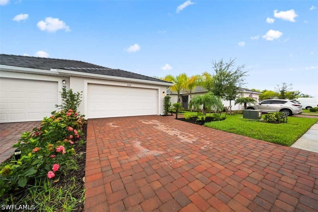 2356 Dragonfruit WAY Property Photo 1