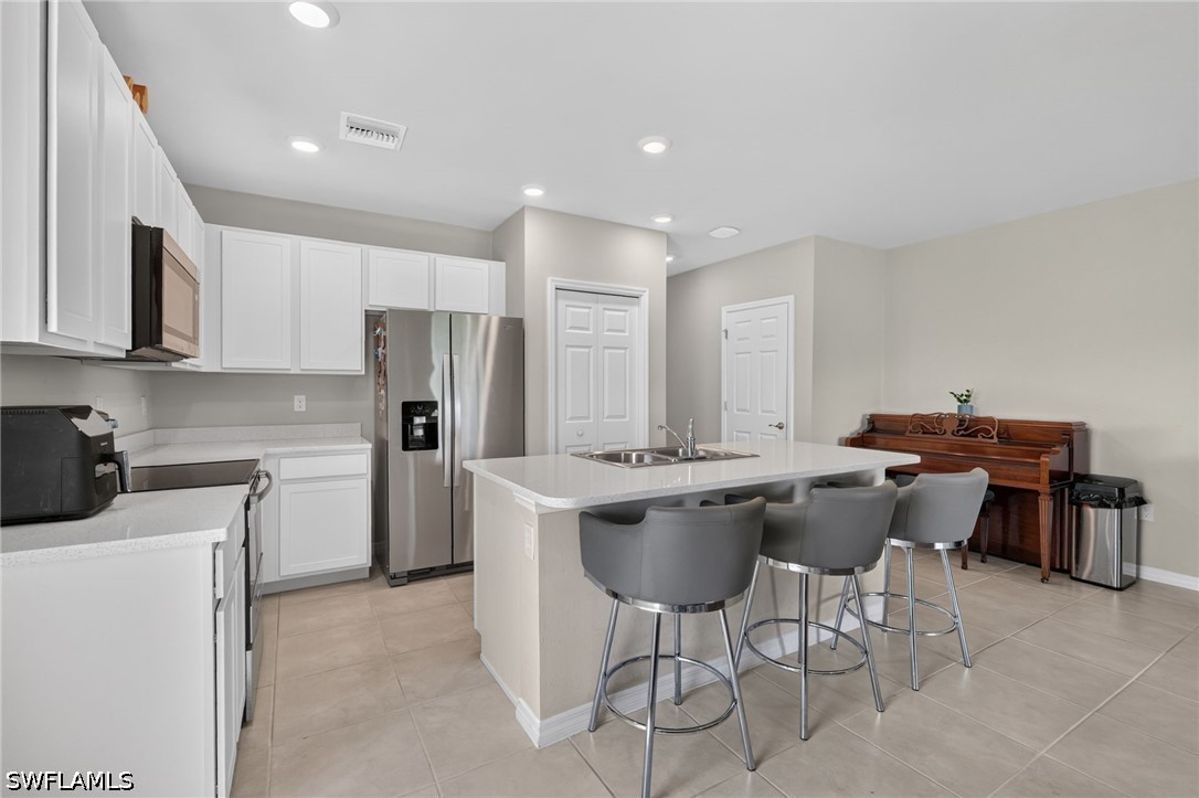 15364 Wildflower Cir Property Photo 5