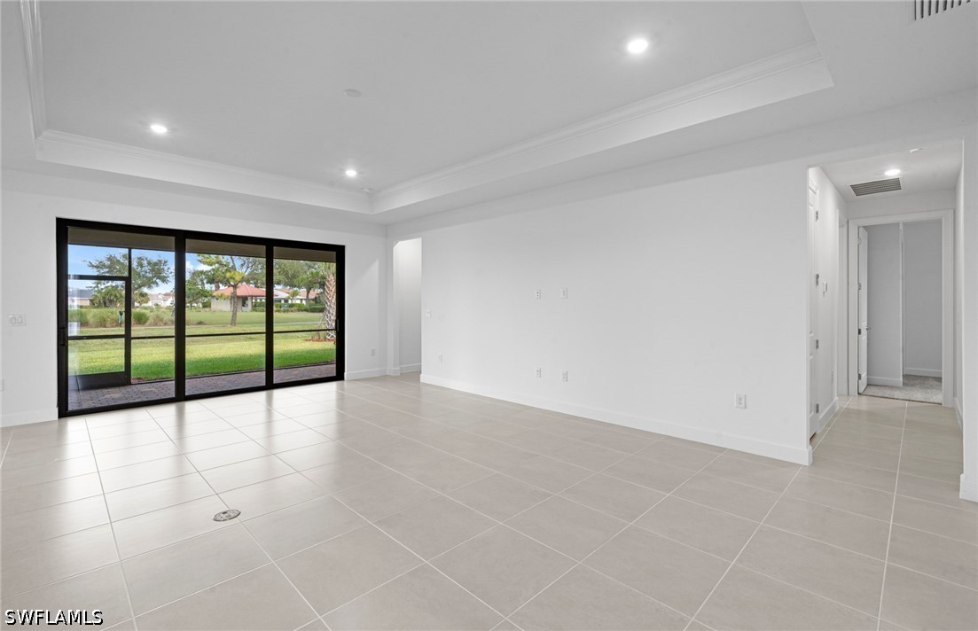 17032 Bishop Blvd Property Photo 8