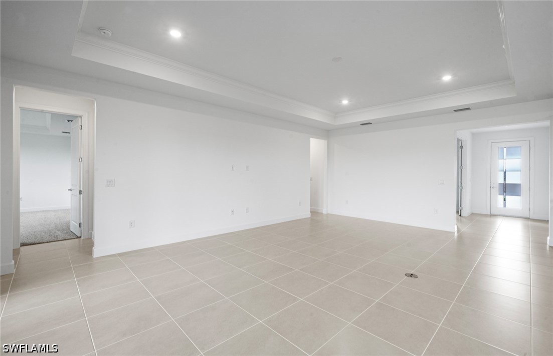 17032 Bishop Blvd Property Photo 9