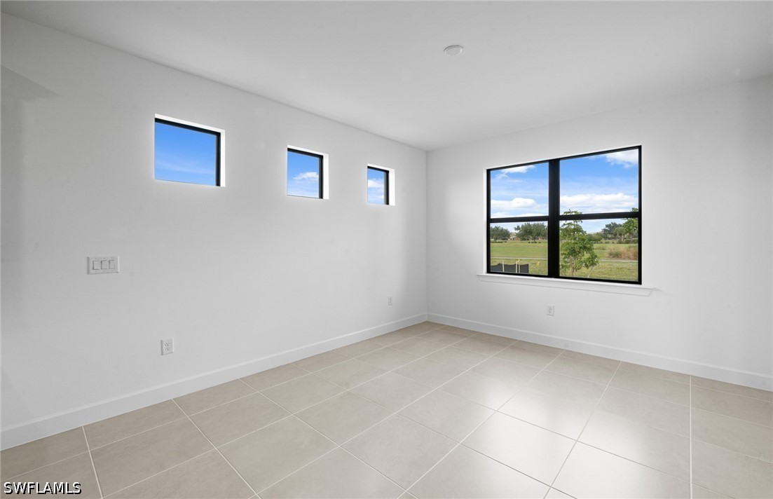 17032 Bishop Blvd Property Photo 21