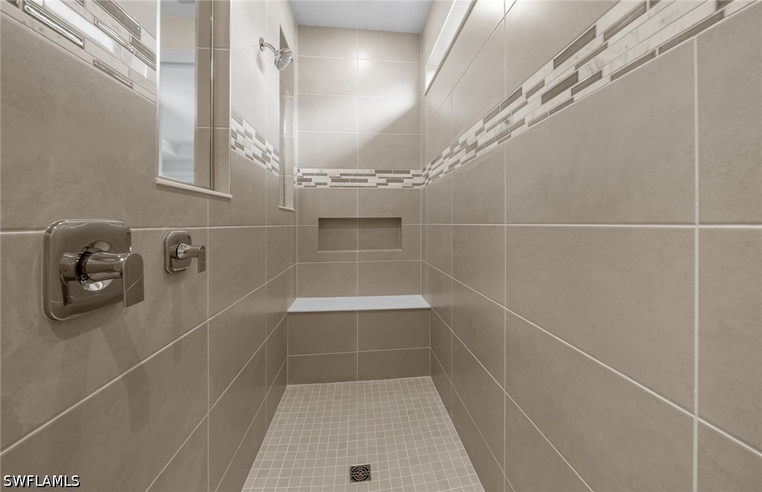 17032 Bishop Blvd Property Photo 28