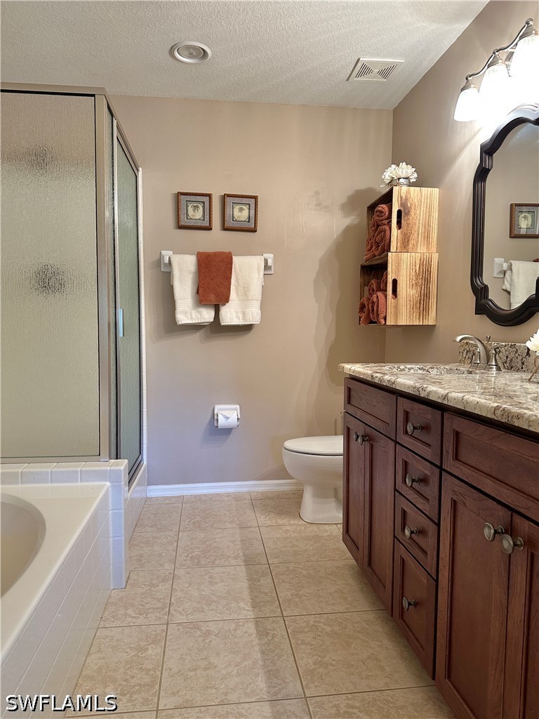 354 Dover Pl 202 Property Photo 24