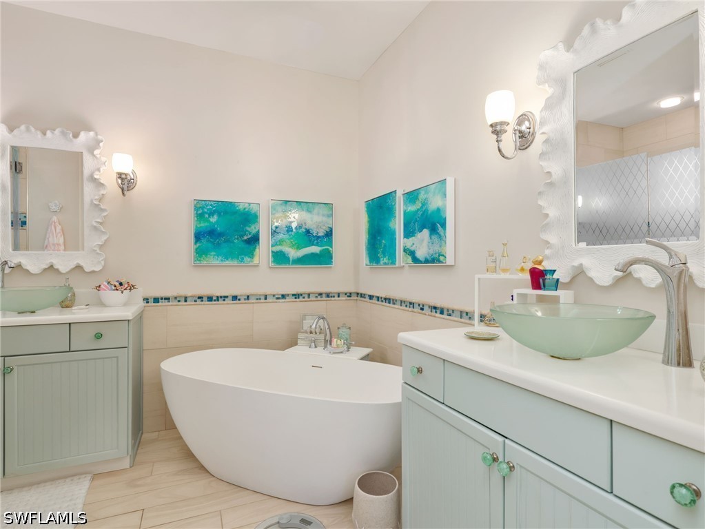 20504 Ardore Ln Property Photo 17