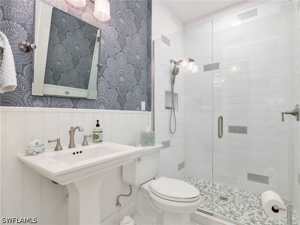 20504 Ardore Ln Property Photo 21