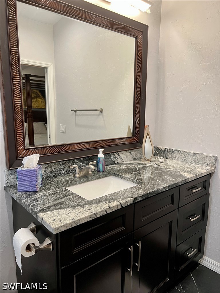 226028819 Property Photo 33