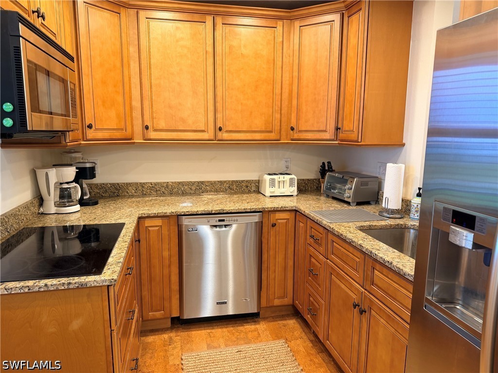 1700 Pine Valley Dr 314 Property Photo 3