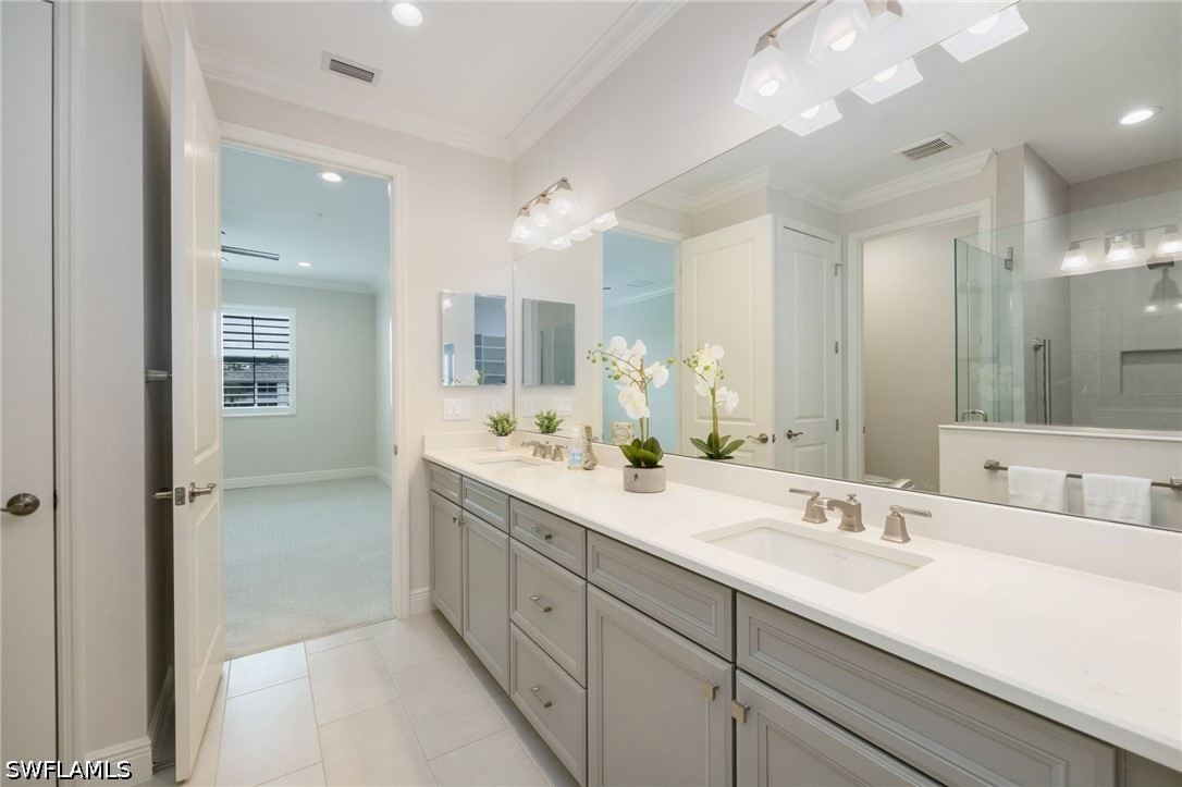2647 Seychelles Cir 2206 Property Photo 8