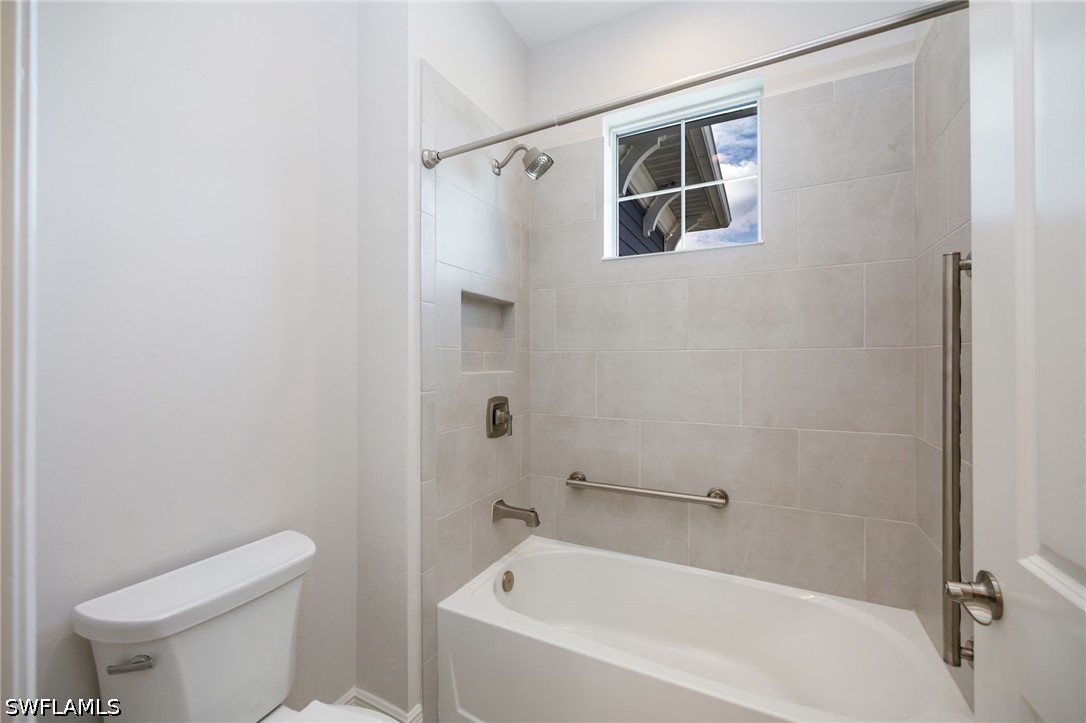 2647 Seychelles Cir 2206 Property Photo 15