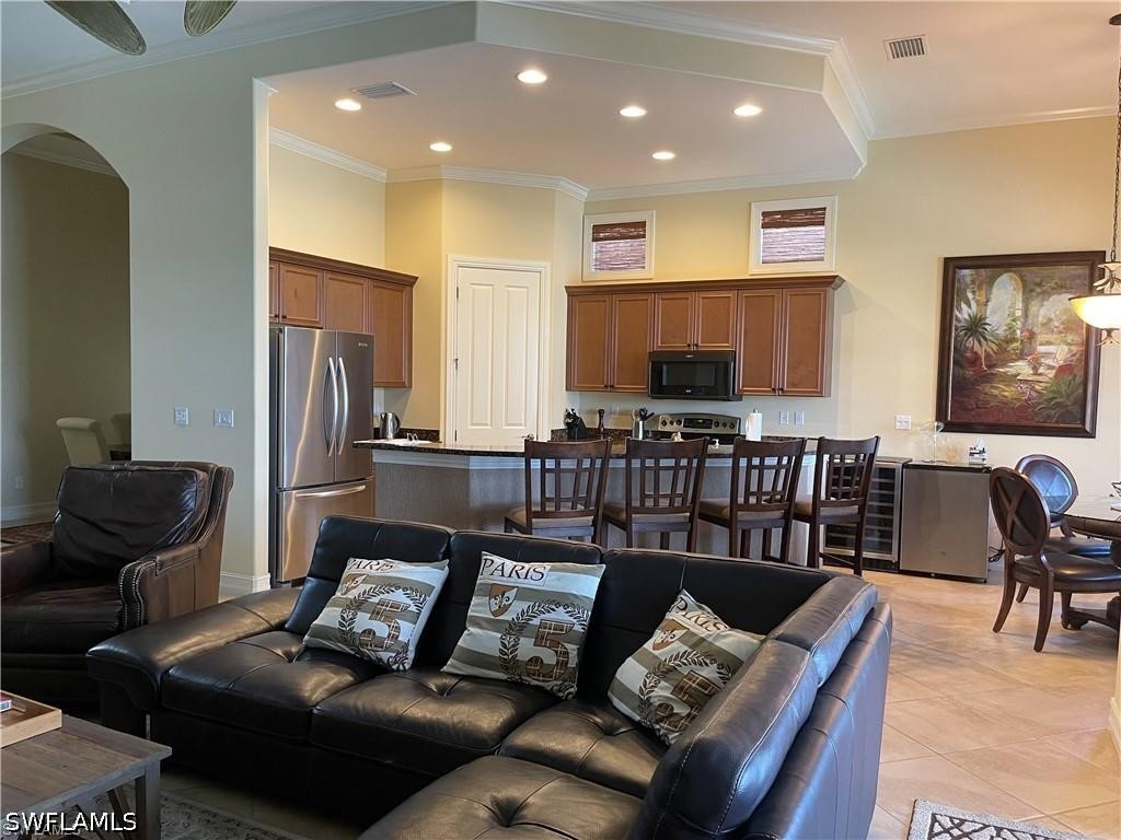 6557 Caldecott Dr Property Photo 7