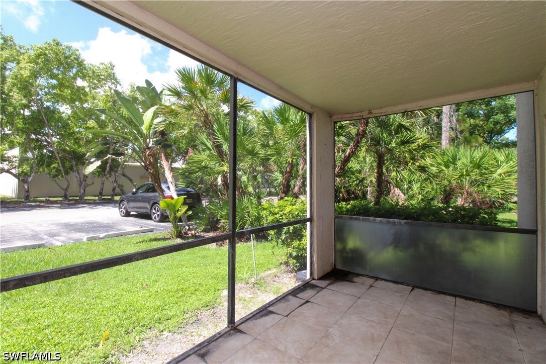 2118 Arbour Walk Cir 2811 Property Photo 3