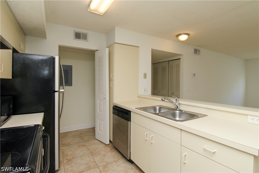 2118 Arbour Walk Cir 2811 Property Photo 17
