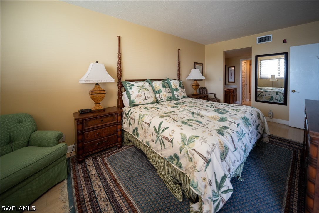 807 River Point Dr 304d Property Photo 9
