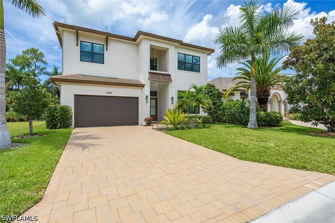 2935 Coco Lakes Dr Property Photo 1