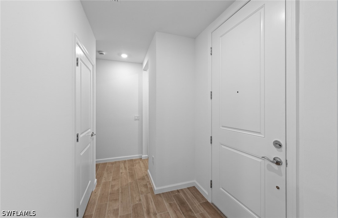 27832 Solis Grande Dr Property Photo 4
