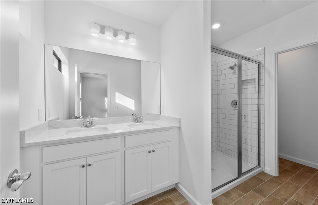 27832 Solis Grande Dr Property Photo 24