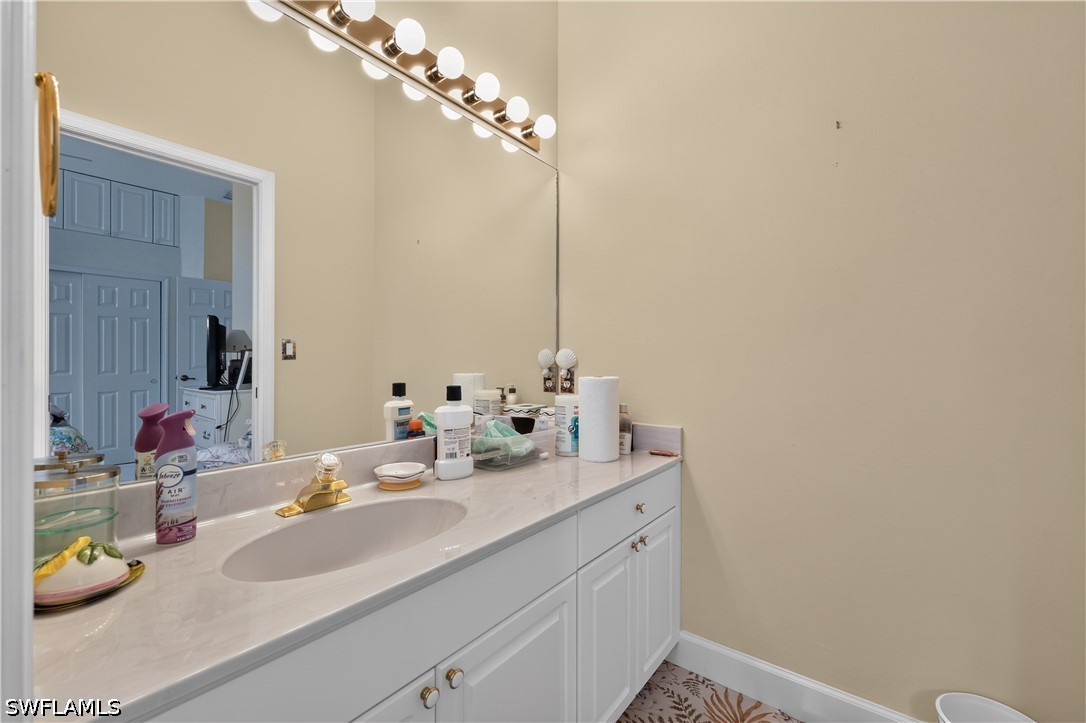 2317 Island Cove Cir N Property Photo 30