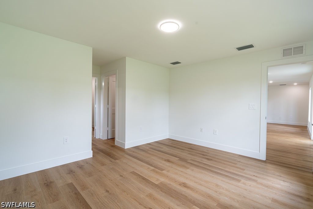 1160 Edelweiss St E Property Photo 19