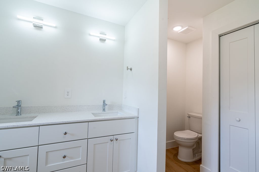 1160 Edelweiss St E Property Photo 21