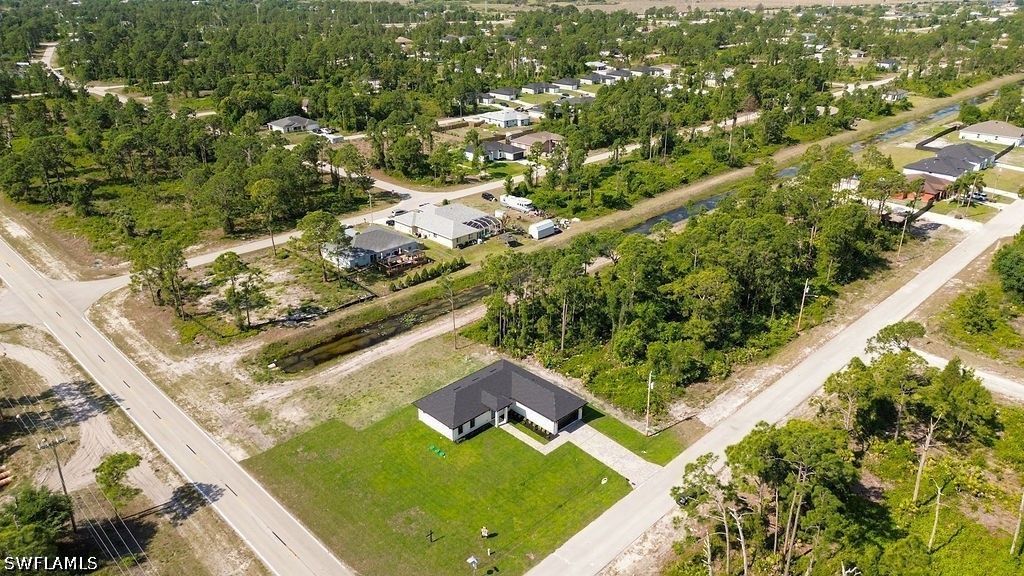 1160 Edelweiss St E Property Photo 45