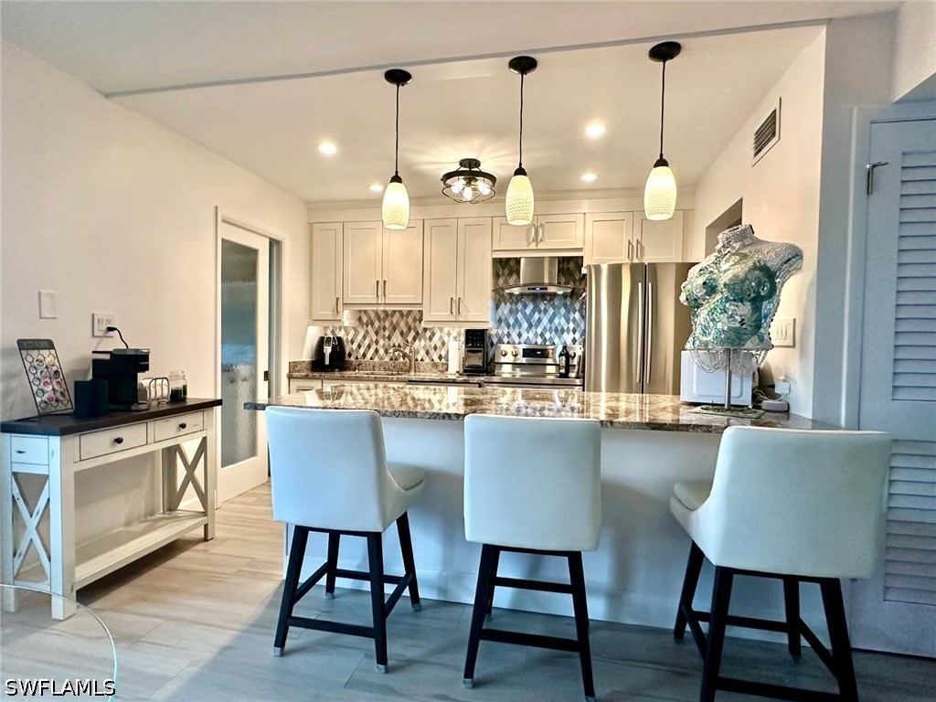 788 Park Shore DR A29 Property Photo 1