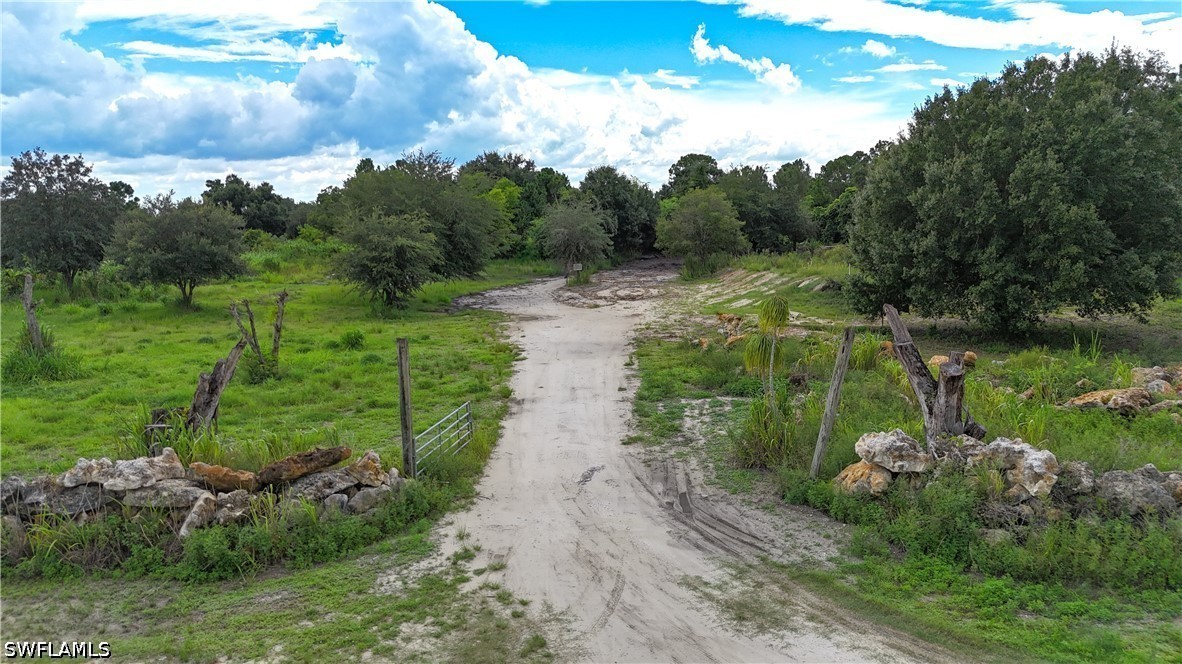 7609 9th Ter Property Photo 1