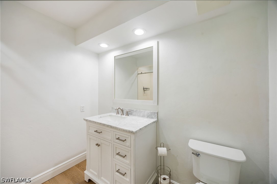 792 Eagle Creek Dr 203 Property Photo 19