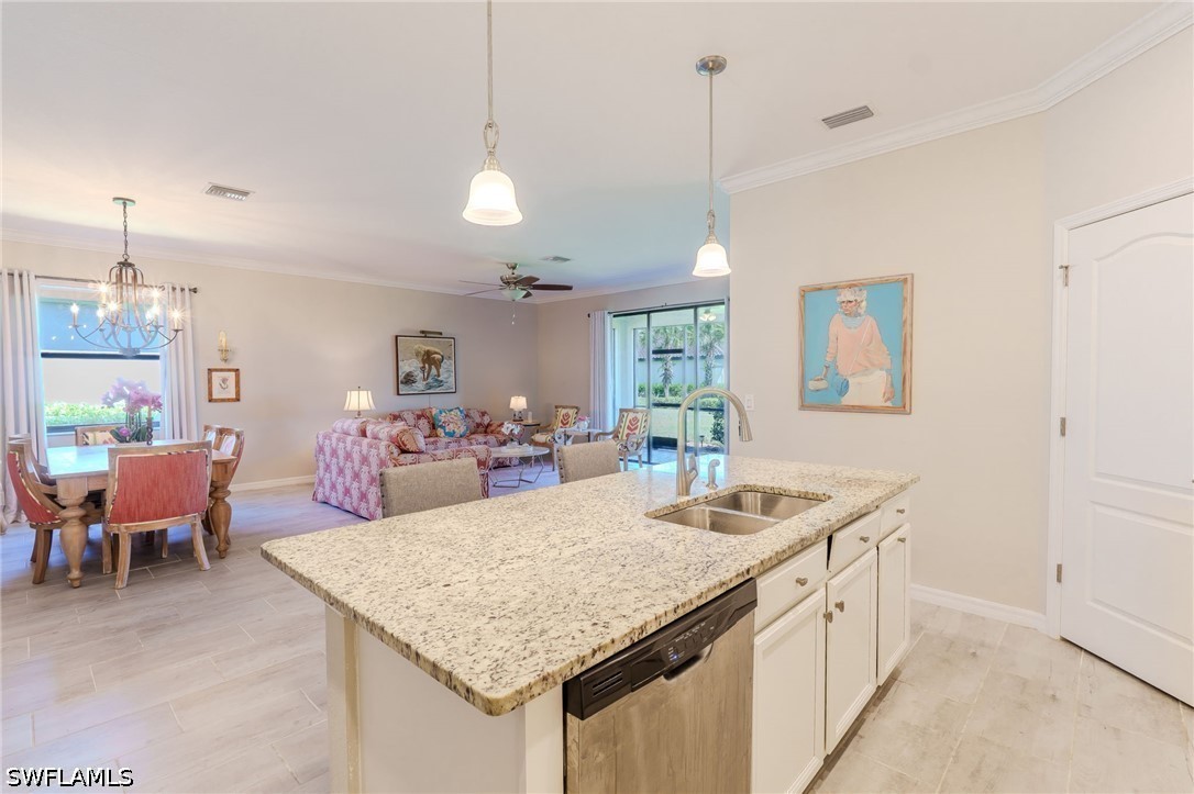 17332 Ashcomb Way Property Photo 8