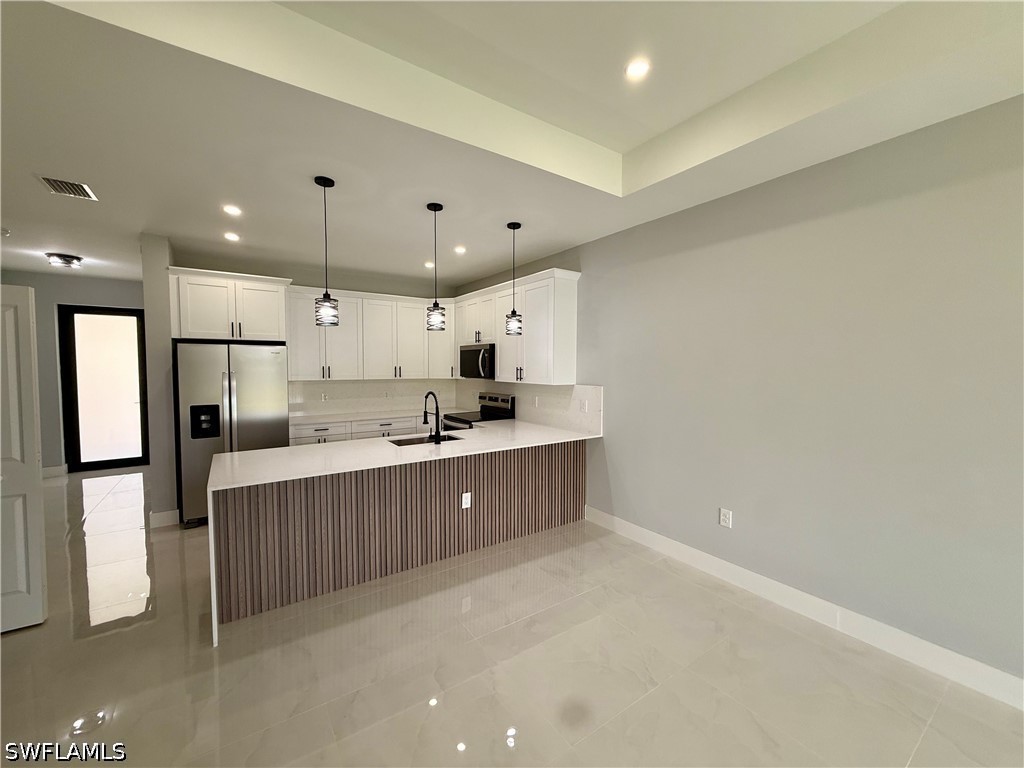 123 Jenna Ave S Property Photo 15