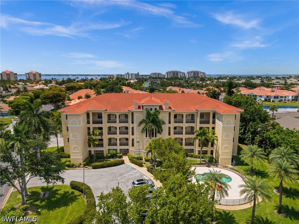 15121 Laguna Dr 102 Property Photo 31