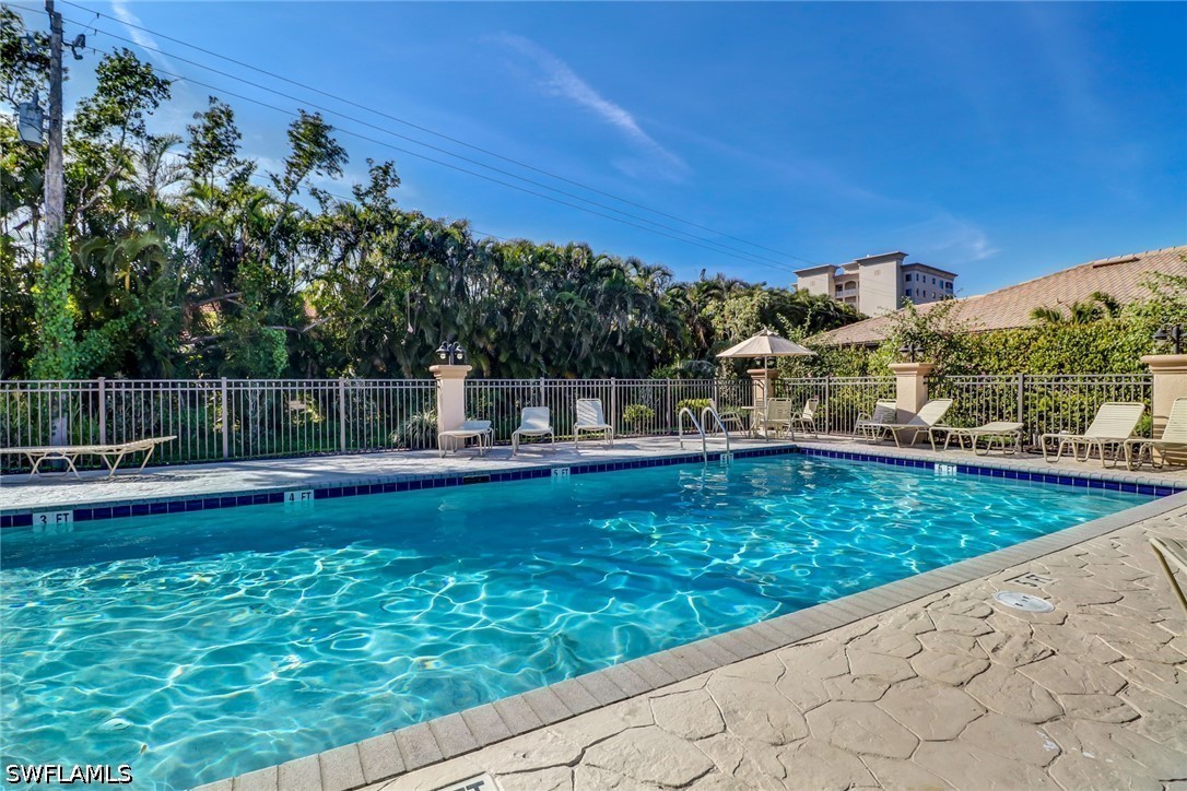 15121 Laguna Dr 102 Property Photo 35