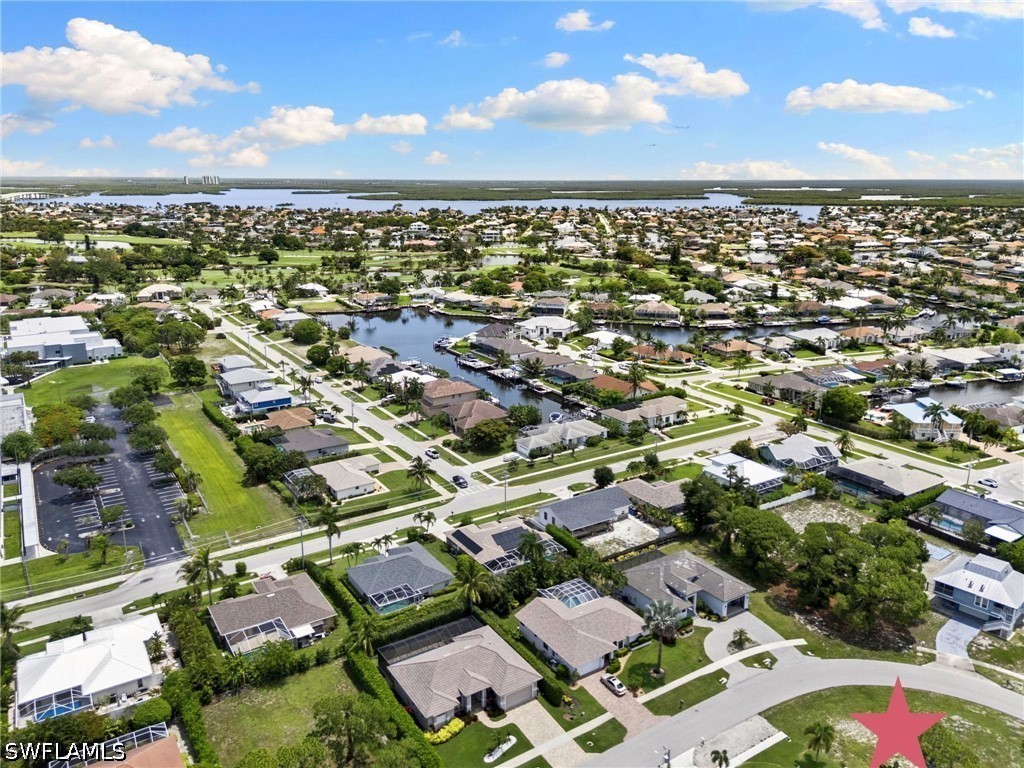 6 Tahiti Rd Property Photo 7