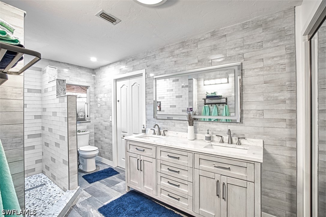 2490 Outrigger Ln Property Photo 13