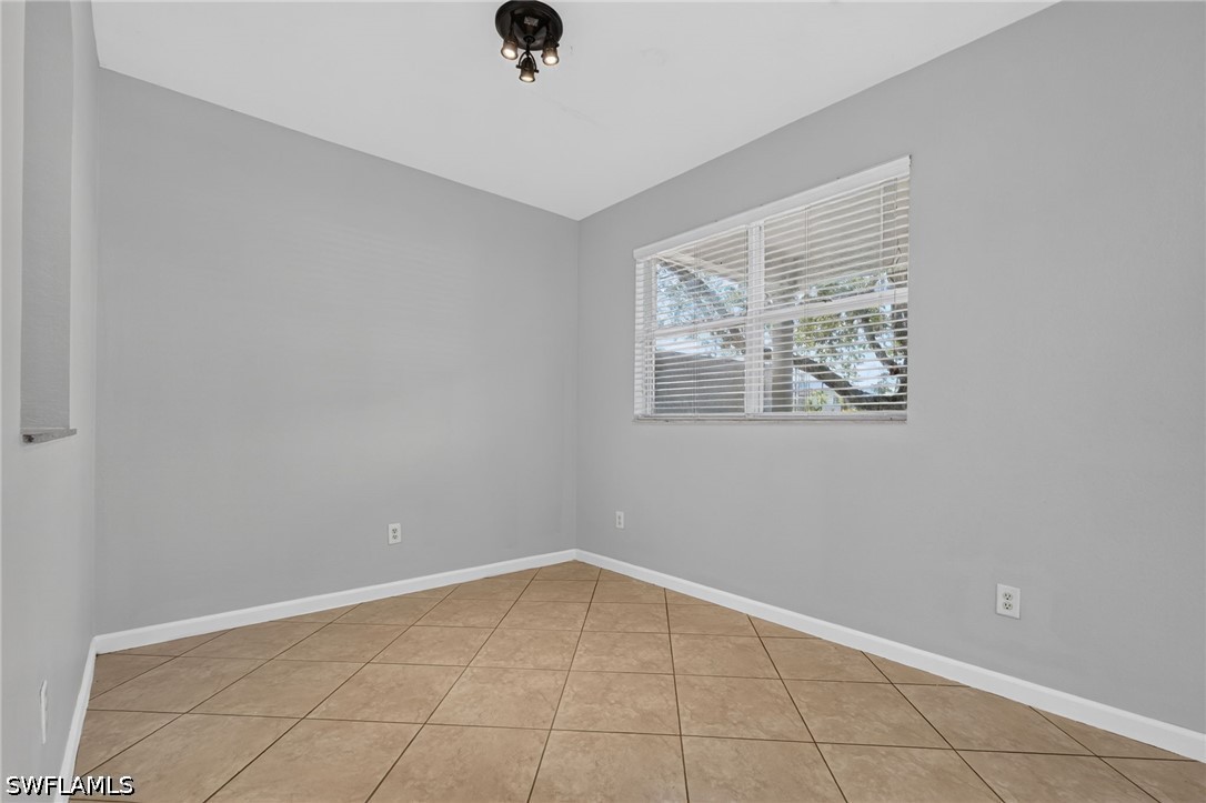 7032 Ambrosia Ln S 703 Property Photo 10