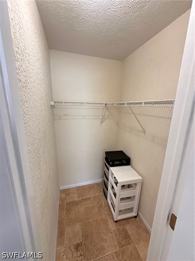 4619 Bayshore Dr 4619 Property Photo 6