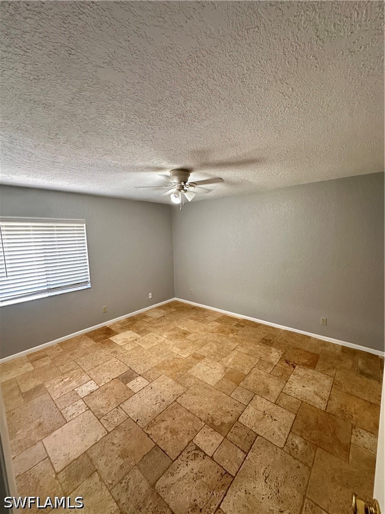 4619 Bayshore Dr 4619 Property Photo 7