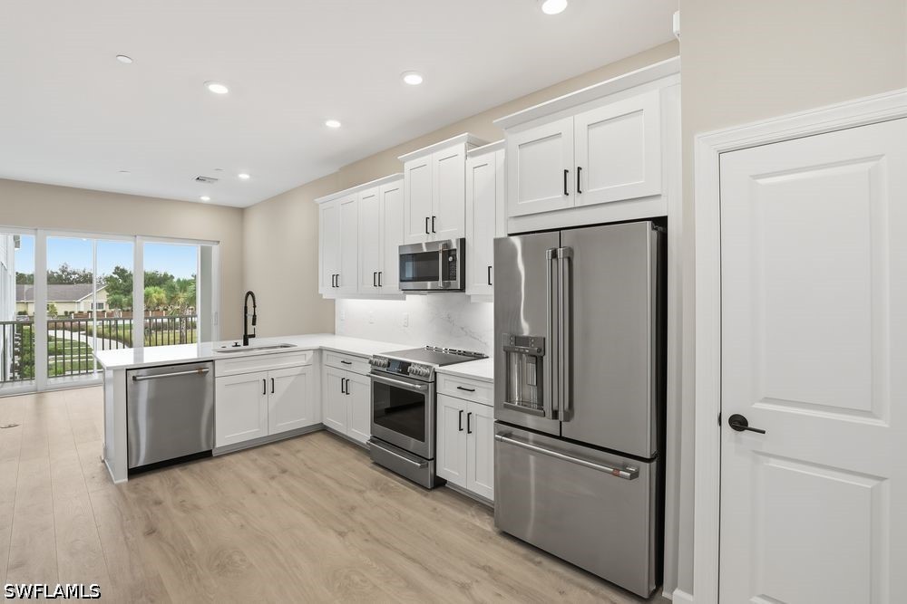 1624 Compass Pointe Ct 2-203 Property Photo 8