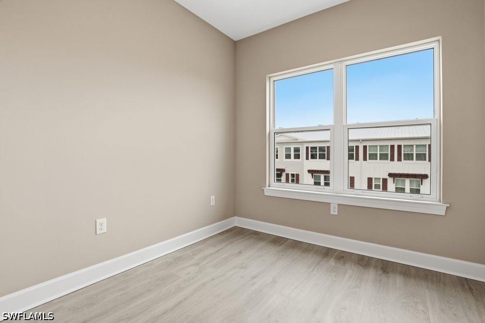 1624 Compass Pointe Ct 2-203 Property Photo 19