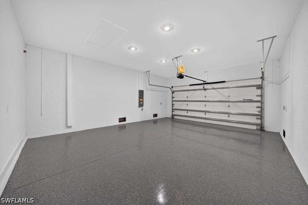 15690 Genova Dr Property Photo 29