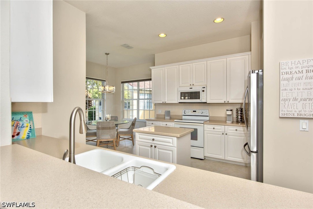 9657 Cypress Hammock Cir 202 Property Photo 14