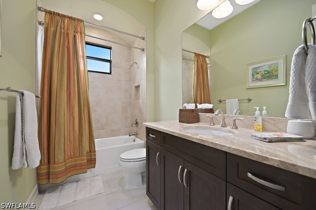 6315 Serano Way Property Photo 17