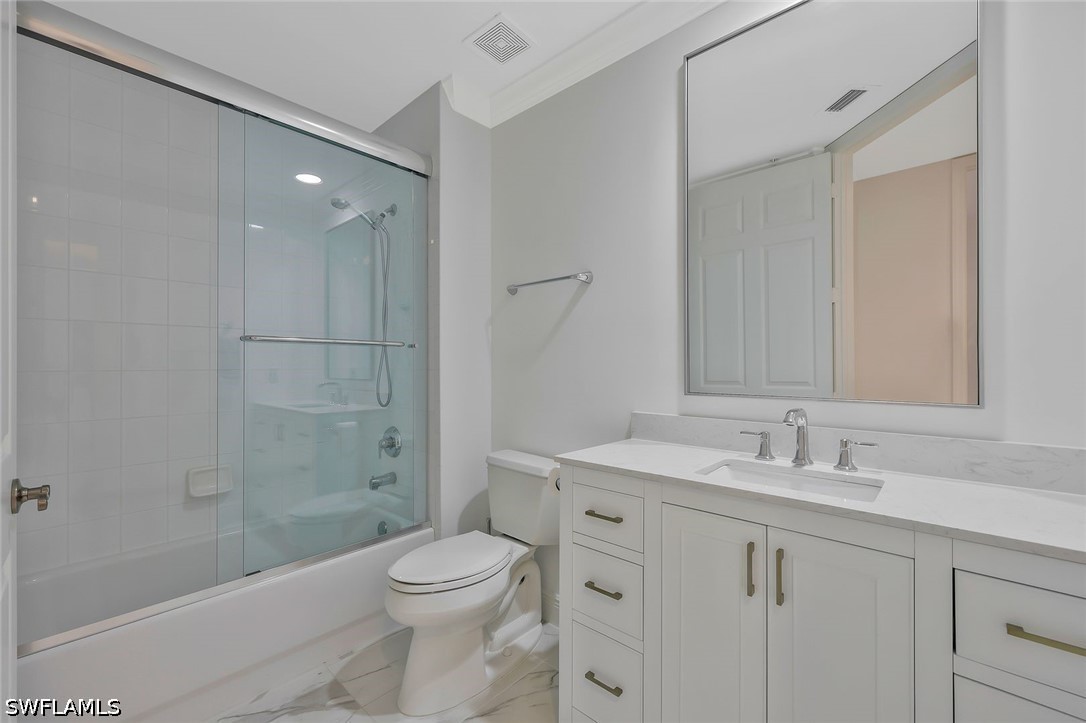 400 Flagship Dr 402 Property Photo 5