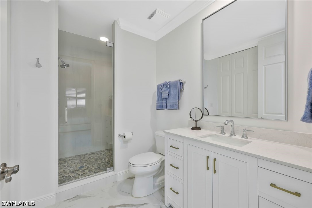 400 Flagship Dr 402 Property Photo 7