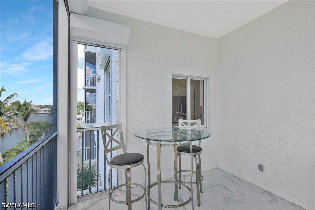 400 Flagship Dr 402 Property Photo 8