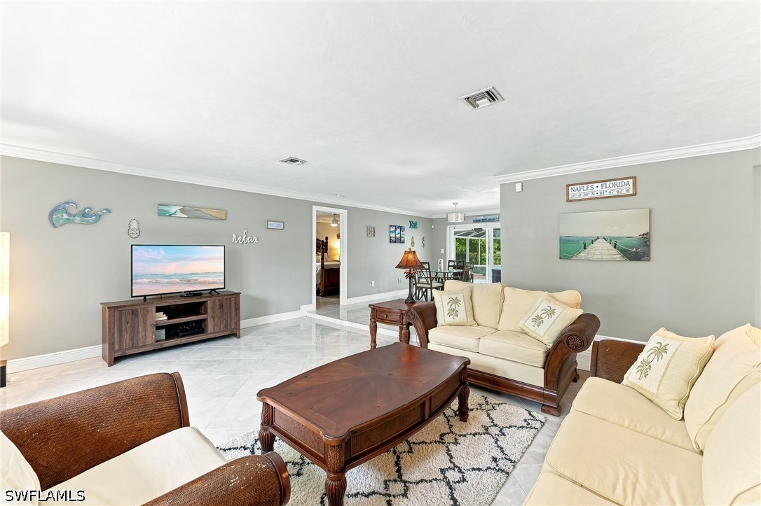 350 Pinehurst Cir Property Photo 6