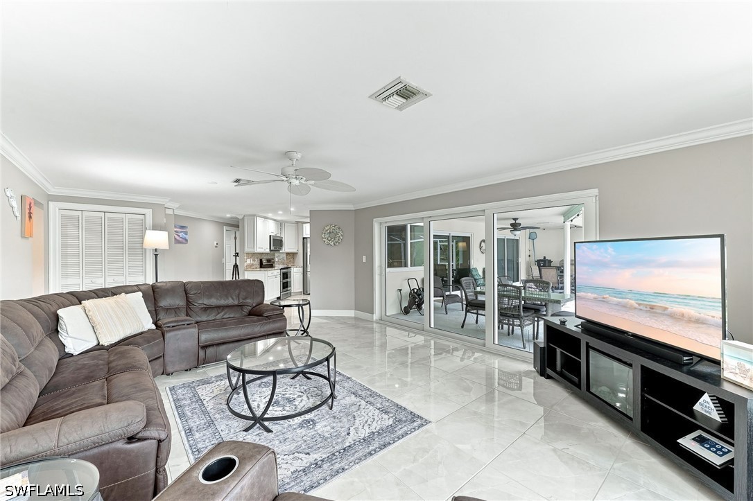 350 Pinehurst Cir Property Photo 13