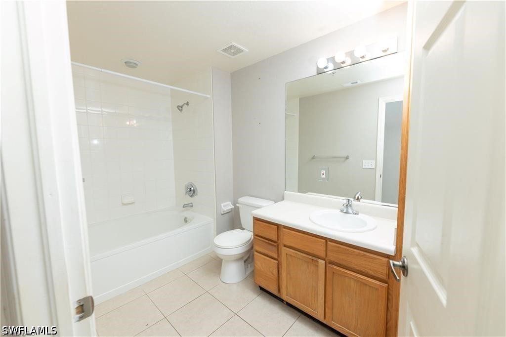 7975 Preserve Cir 1013 Property Photo 14